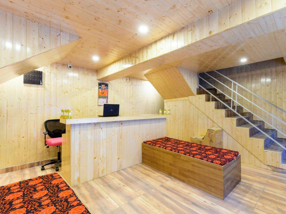 Oyo 46485 Hotel Vijayant Manāli Eksteriør billede